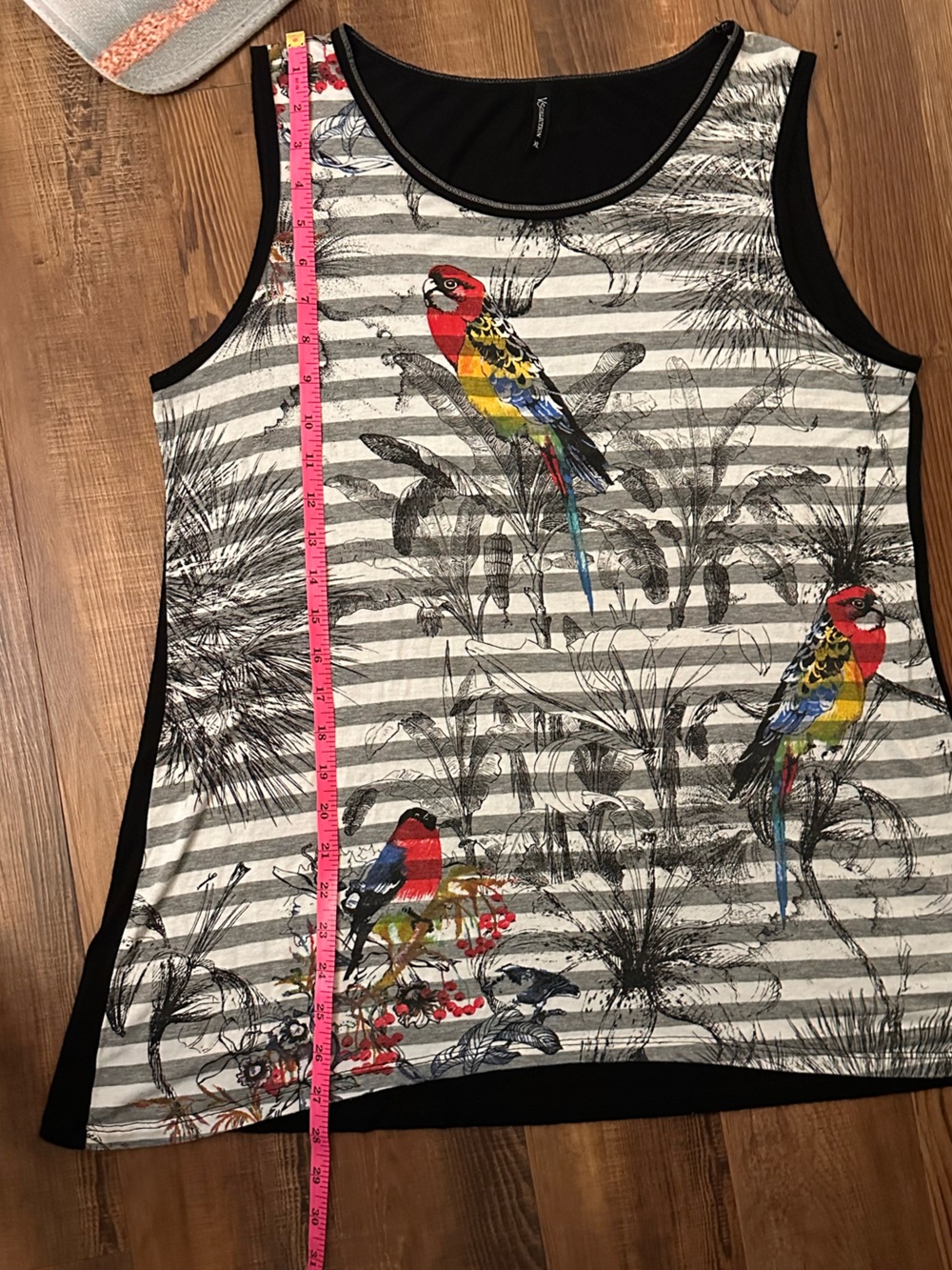 VS Collection Striped Tank Top with Colorful Parrot Print - Picture 6 of 8
